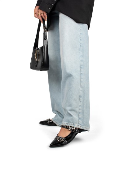 Outfit featuring Julia slingbacks from Poelman – flat slingback with pointed toe.