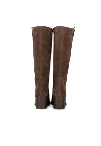 Rückansicht der braunen SAS-Stiefel aus Wildleder mit geradem Schaft und dezentem Absatz.