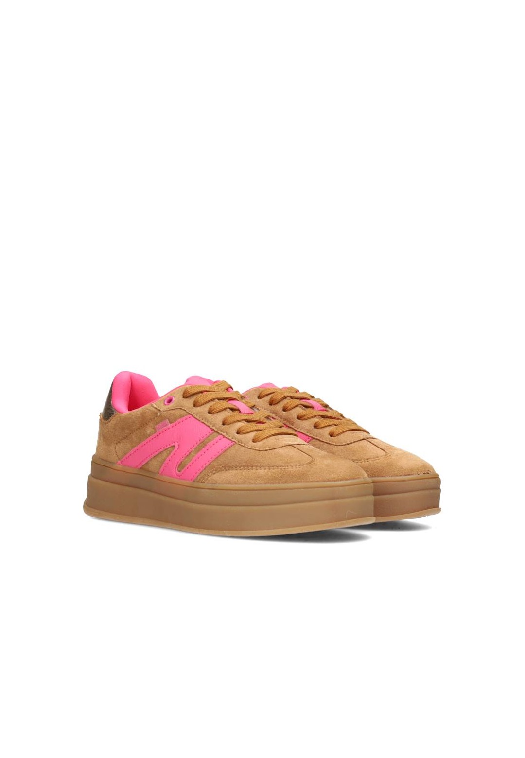 Chunky sneaker met roze accenten en plateauzool – schuine vooraanzicht