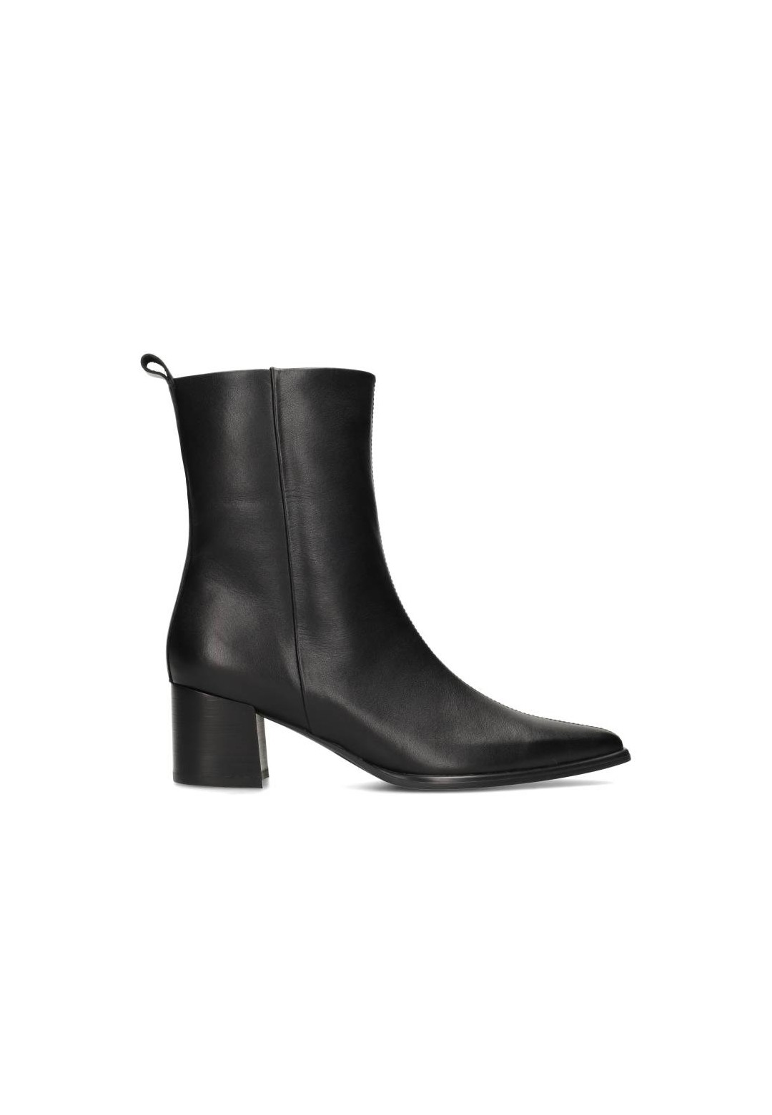 Febe ankle boot by PS Poelman – side view of black leather ankle boot with 6 cm heel.