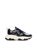 Gigi Sneakers