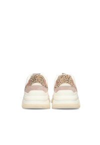 GIGI sneaker achterkant met panterdetails