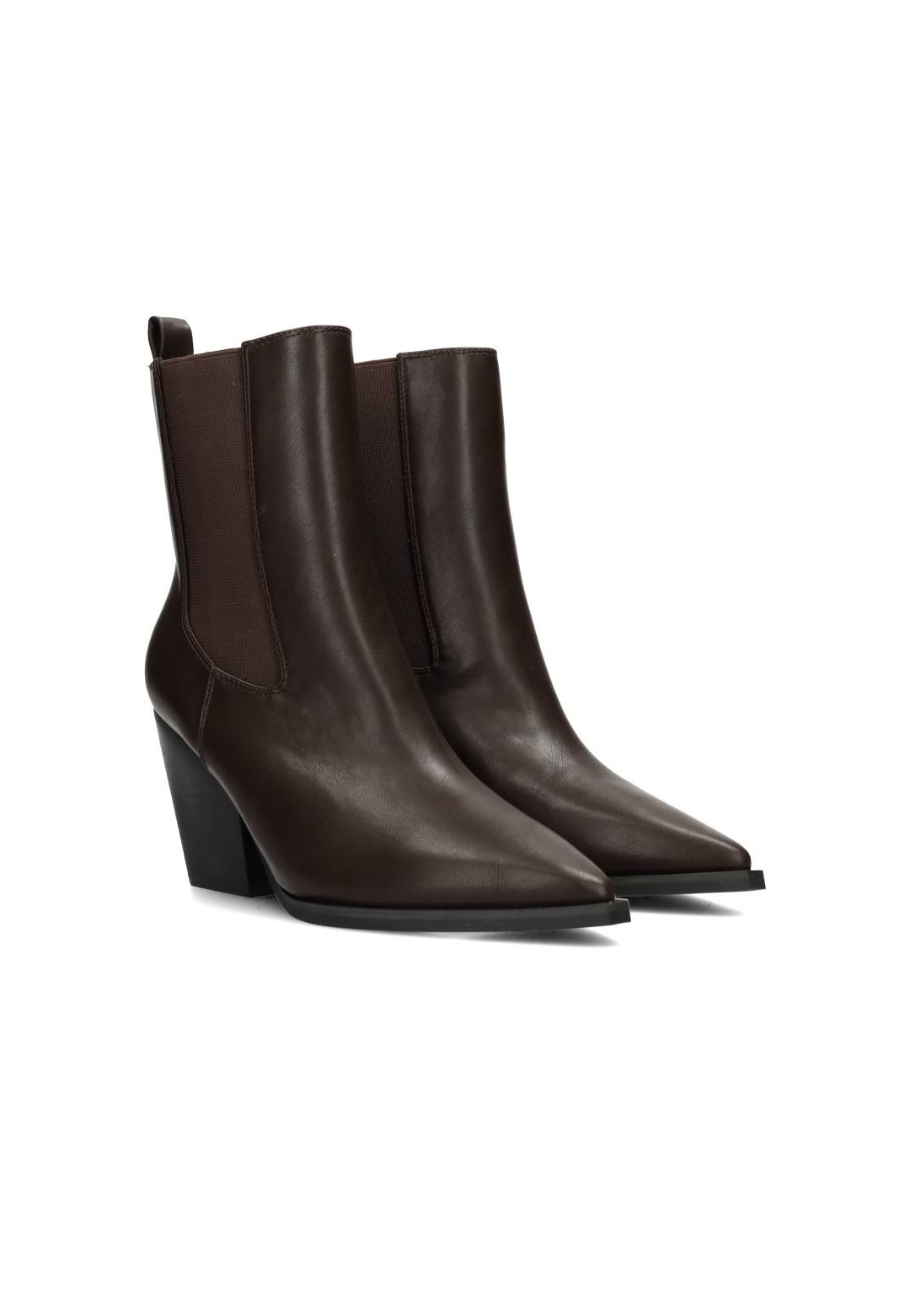 Brown MARIE boot – angled pair with pointed toe
