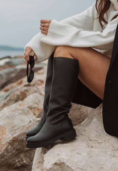 Saint-Tropez collection: close up van de MONK laarzen