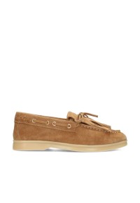 NL: ZALAMA camel loafer gecombineerd met jeans – vooraanzicht