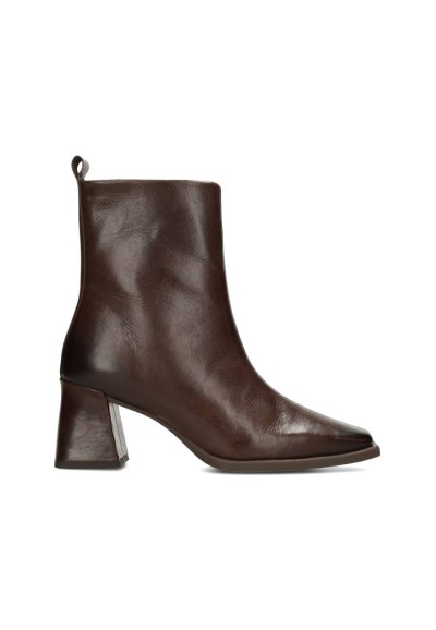 Dua Stiefelette von PS Poelman – Seitenansicht der braunen Leder-Stiefelette mit 7 cm Absatz.