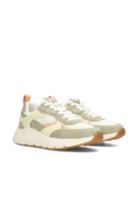 CARO sneaker met chunky zool en neutrale tinten – schuin van voren