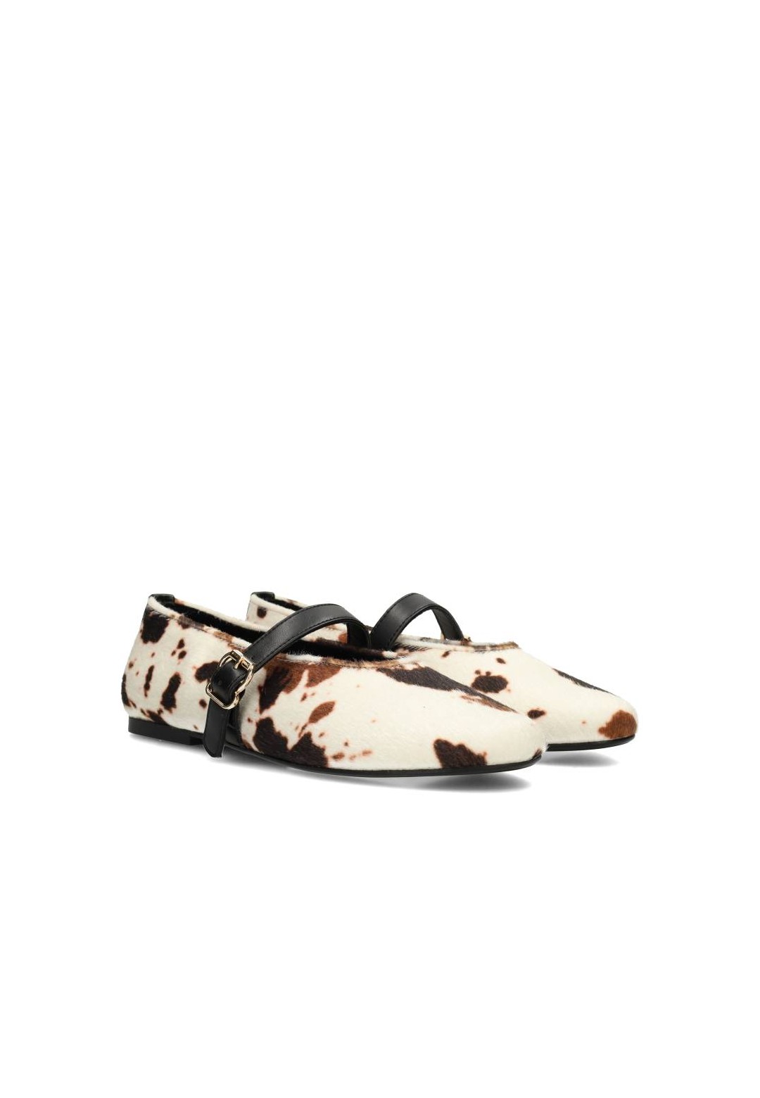 Side view of the Gina ballerinas with cow print and strap