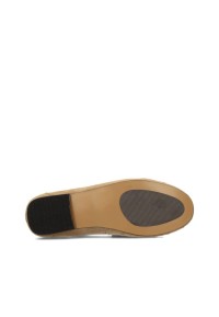 Outsole view of the SAMMY loafer with beige and black sole
