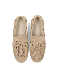 Bovenaanzicht van LIRA suède loafers met sierlijke veterdetails