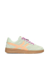 Zijaanzicht van MEGAN sneaker in mintgroen met roze details van POSH by Poelman