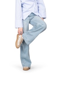 Streetstyle-Look mit PS Poelman ANEMONE Sneakern