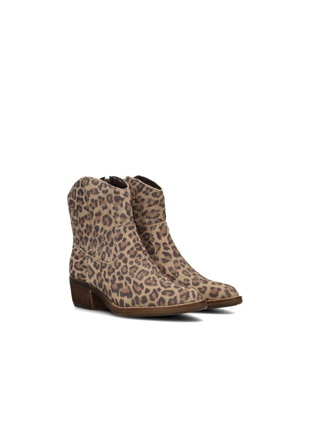 Angled front view of the leopard western boot