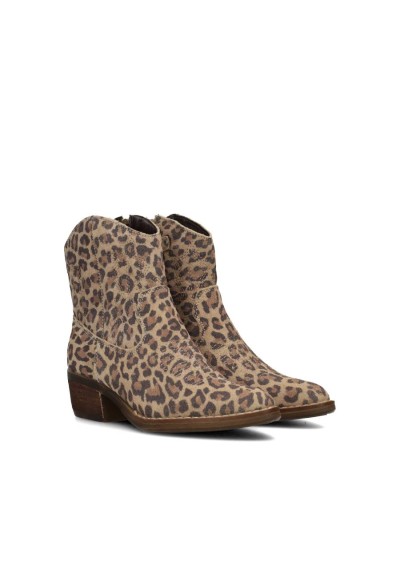 Schräg vordere Ansicht der Stiefelette mit Leo-Print