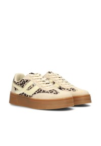 Schuin vooraanzicht van Georgia sneakers met beige veters en leoparddetail