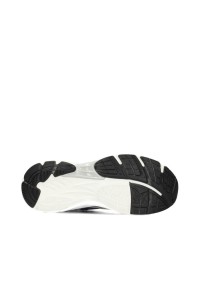 Unterseite einer sportlichen Sohle mit schwarzem Profil und Dämpfungselement