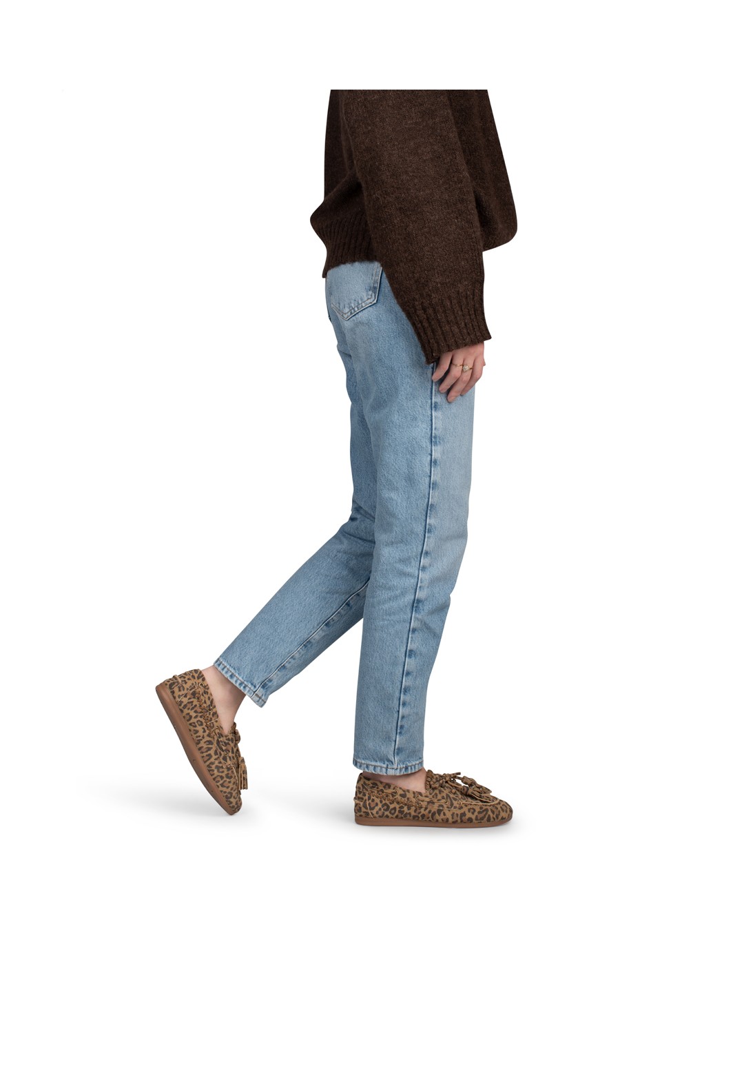 Damen-Loafer in Bewegung, getragen zu Jeans