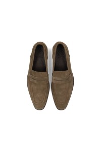 Bovenaanzicht van de taupe suède GERRY instappers