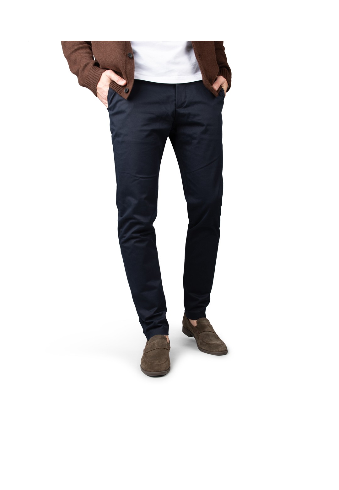 Front view of the JIM loafers worn with dark jeans