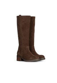 Side view of MAYA boots