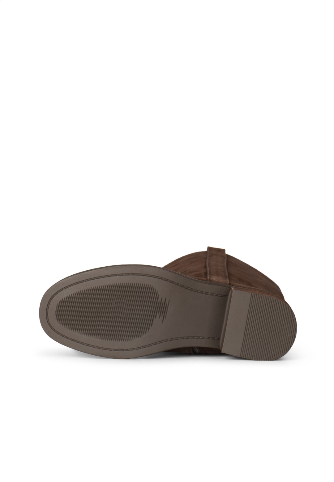 Outsole view of the MAYA boot with treaded dark brown sole