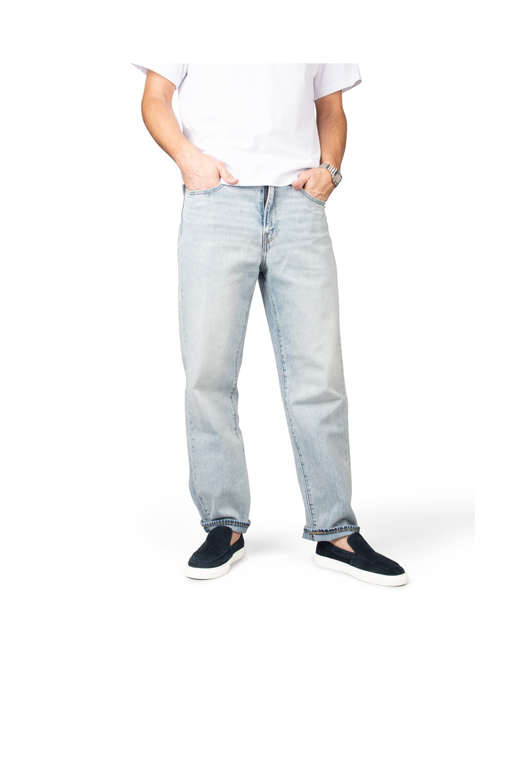 Casual outfit met MICK instappers en jeans – vooraanzicht