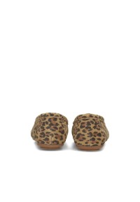Achteraanzicht van de TAYA instappers met leopardprint