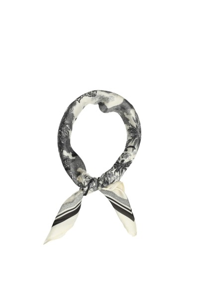 Scarf with jungle pattern tied in a knot