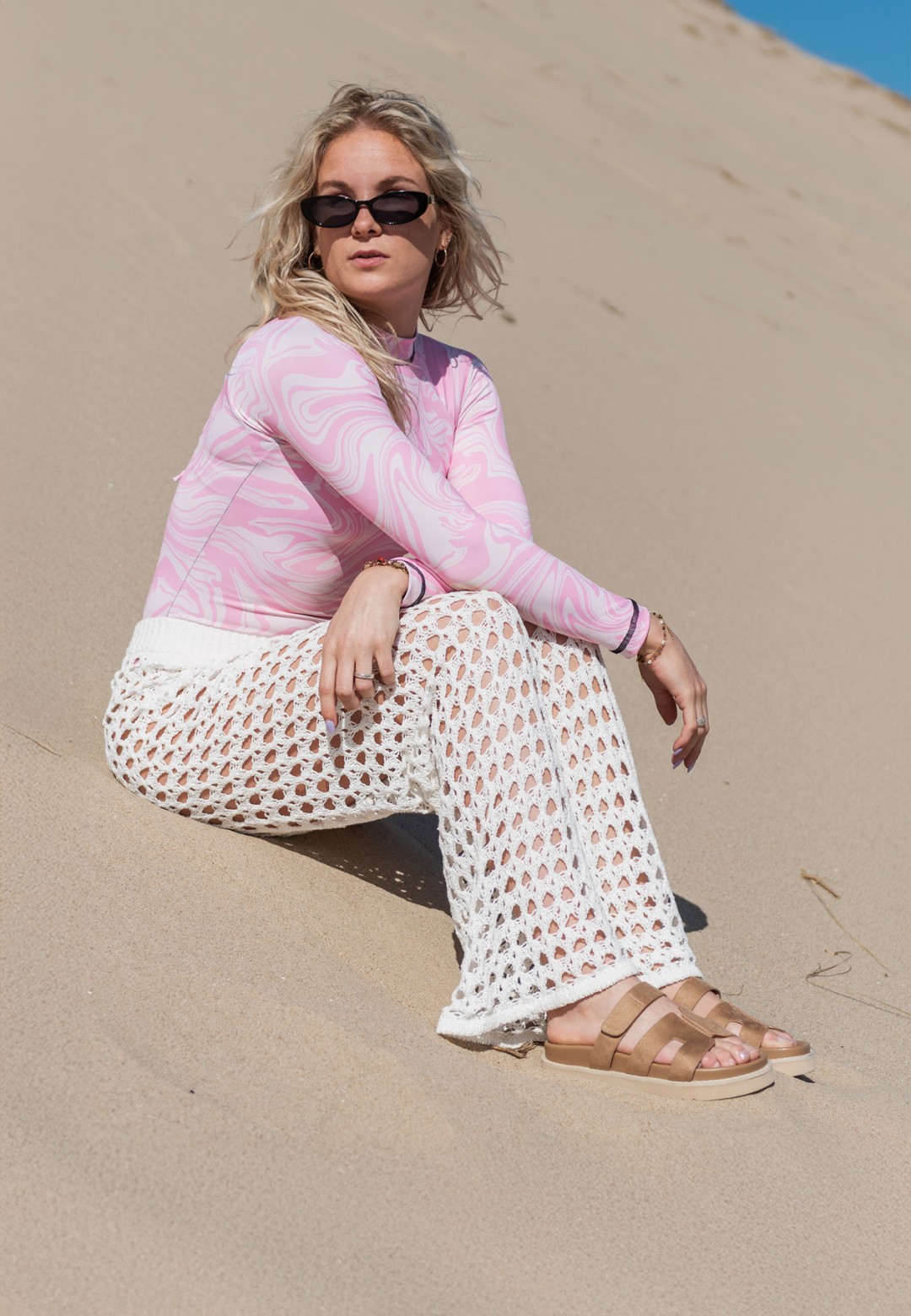 Scottie sandals by POSH by Poelman paired with a beach outfit.