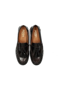 Bovenaanzicht van donkerbruine POSH by Poelman RHODE loafers van lakleer met crocoprint en bitdetail.