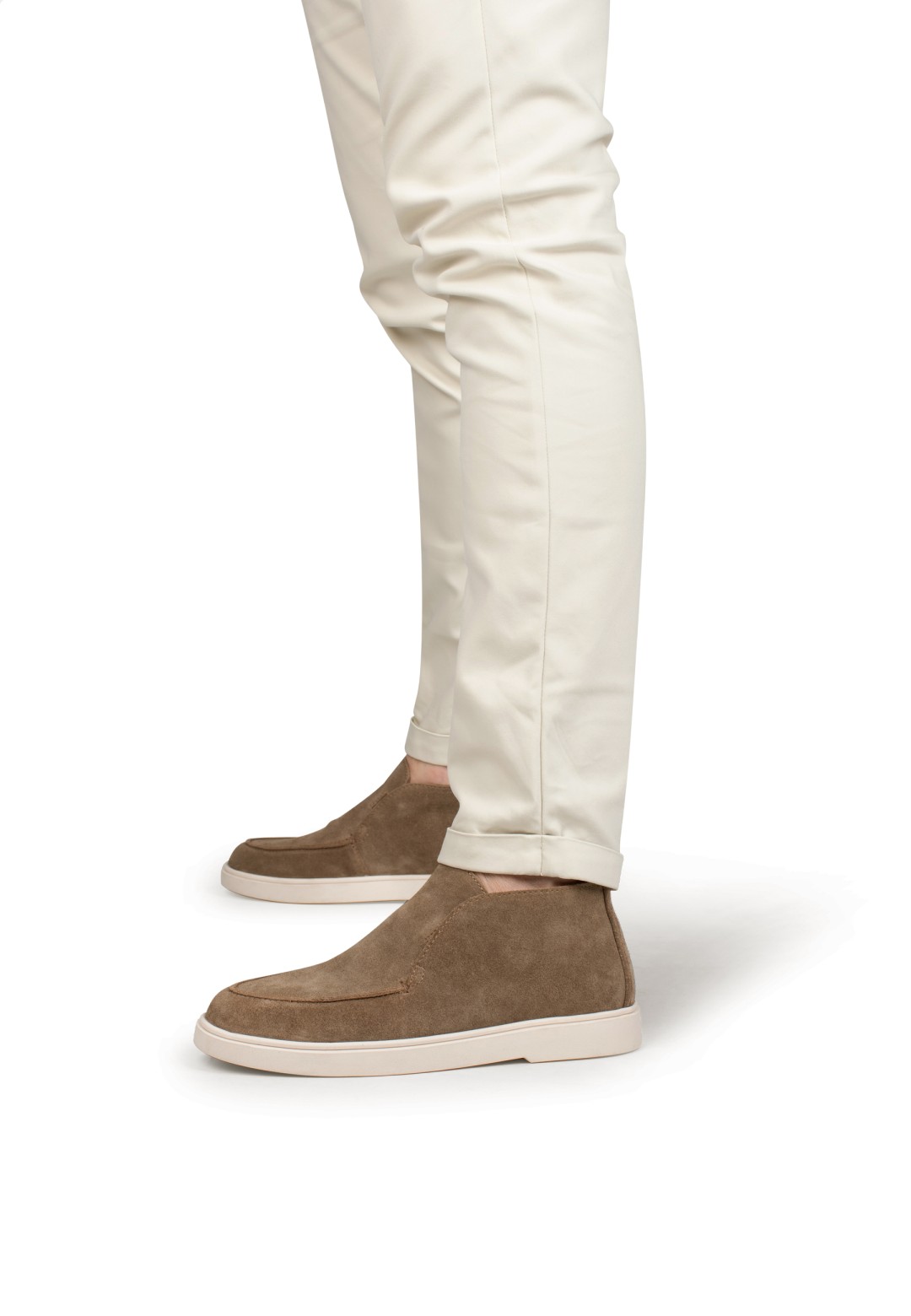 Model wearing PS Poelman Milan taupe slip-ons with light trousers – close-up