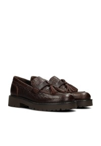 Dunkelbraune PS Poelman LEIN Loafer aus Leder mit Kroko-Prägung, Quastendetail und markanter Sohle, Seitenansicht.