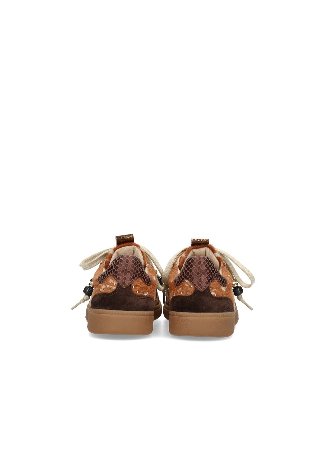 Achteraanzicht van de HABOOB SKYE sneaker met crocoprint hieldetail