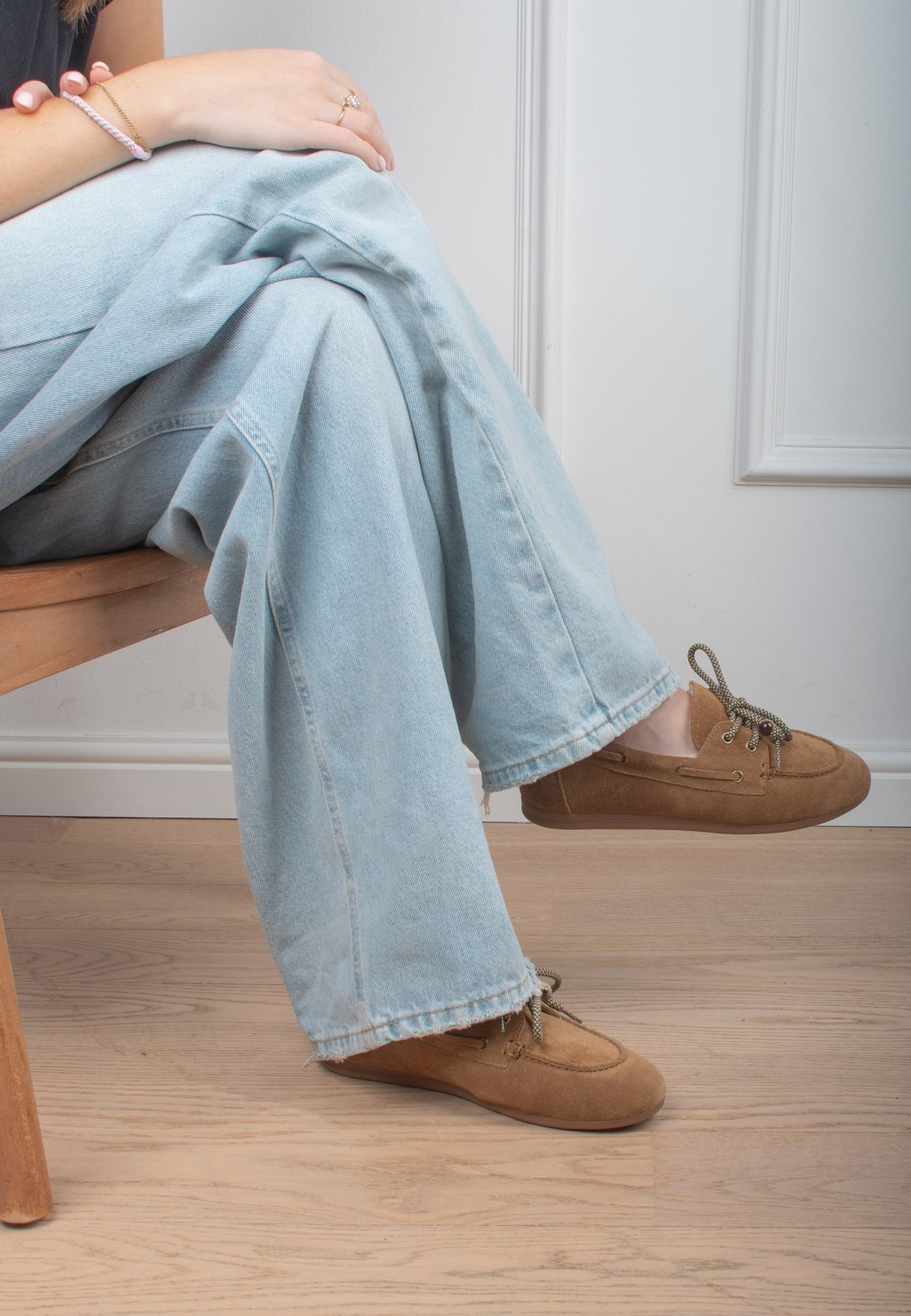 Poelman PAIGE brown loafers worn with light blue jeans