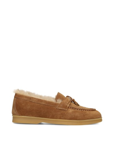 Poelman ZALAMA dames loafers in cognac suède met warme voering – zijaanzicht