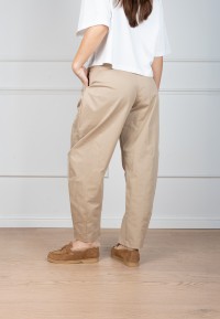 Poelman ZALAMA suède dames loafers met warme voering – gedragen zijaanzicht