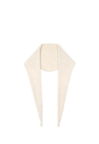 Poelman cream-coloured women’s scarf displayed long and open