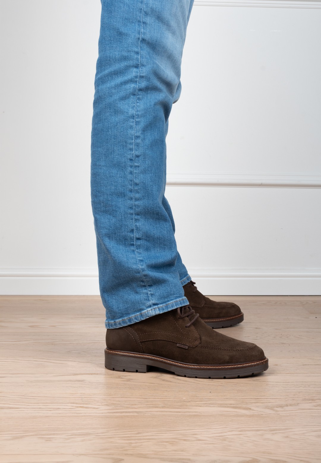 Poelman NICK brown suede men's lace-up shoes worn – side view