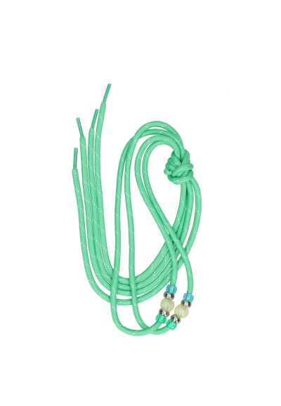 Medium green long laces measuring 115 cm with 10 decorative beads