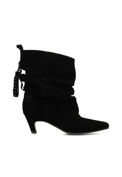 Poelman PRUE schwarze Damenstiefel aus Wildleder mit spitzer Zehenpartie und gerafftem Schaft