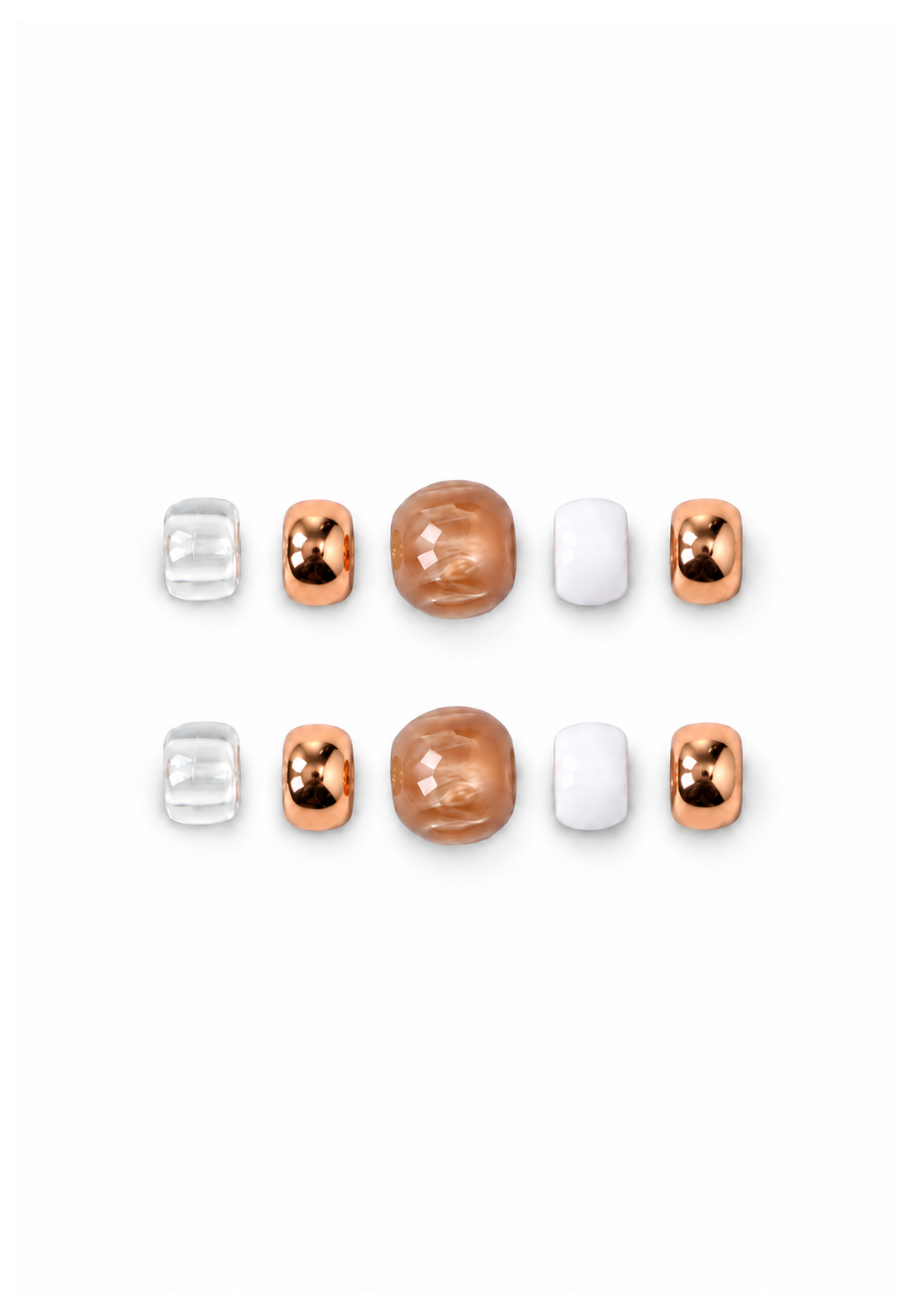 Bruine, witte en goudkleurige decoratieve kralen uit Shoe Charm Set