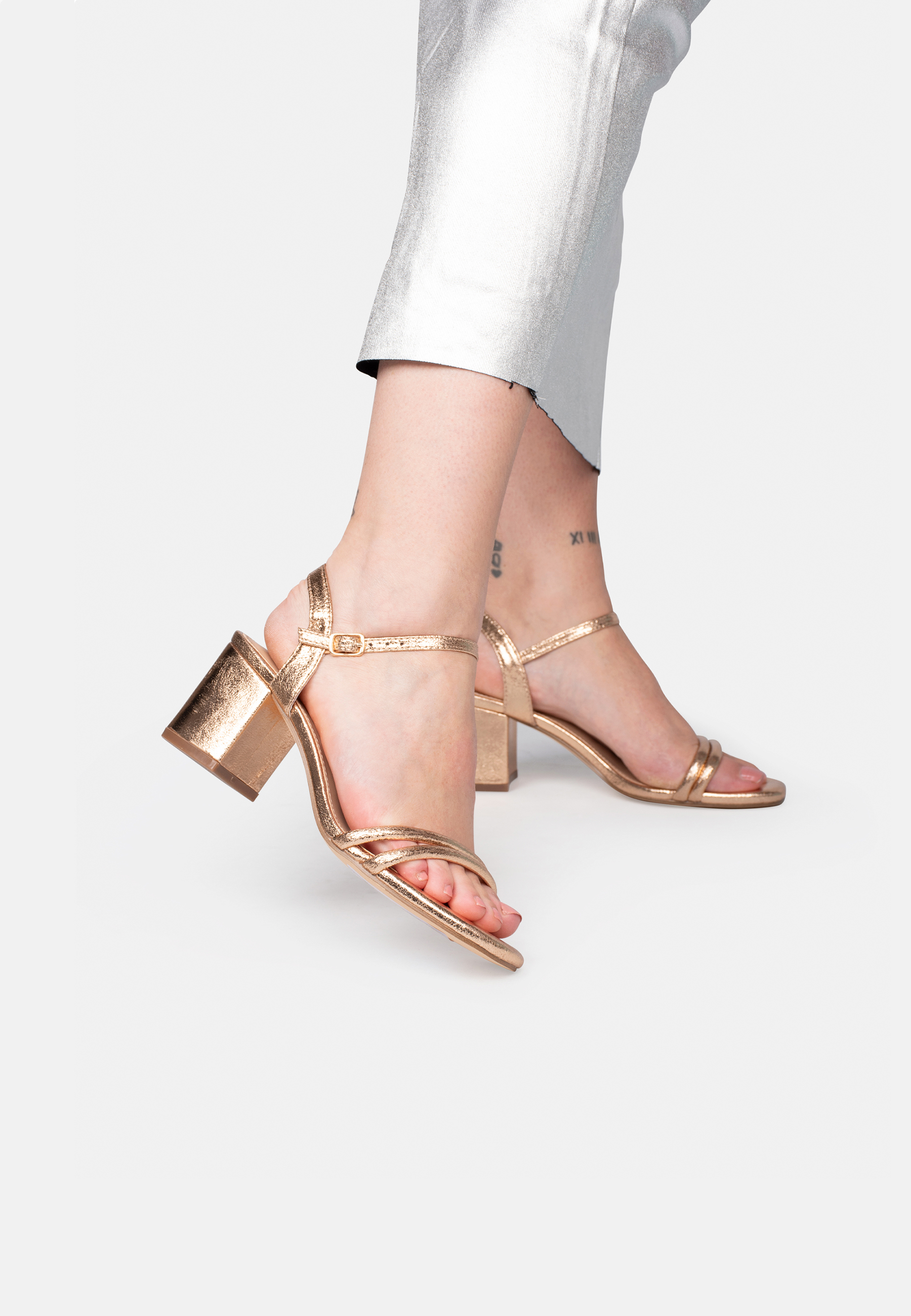 Nova sandalen discount